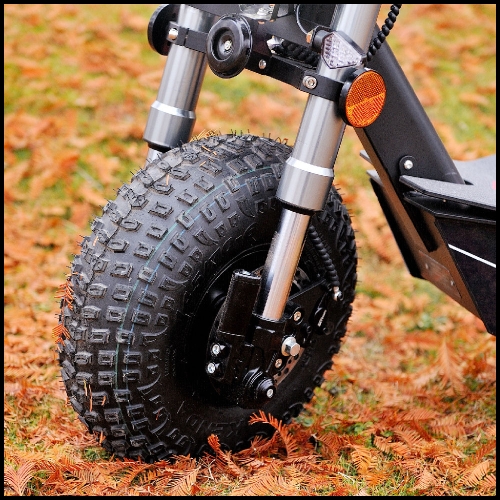 Elektroscooter MAX EEC 3000W Freakyscooter Offroad